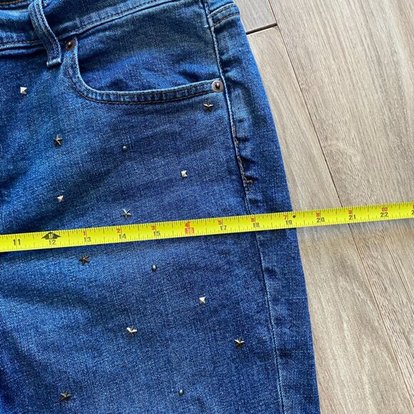 GAP "Best Girlfriend" Mid-Blue High-Rise Studded Decal Jeans - Picture 8 of 15